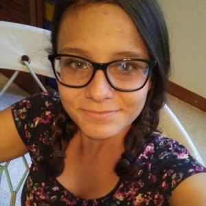 Meet your Posher, Taysia